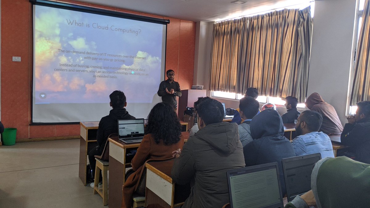 NiranjanUdas's tweet image. @genesesofts at Bizfest 2019. We are providing cloud consultation, support for Startups and also a training session through @CloudGenese on Cloud Computing #GBG #GeneseCloudAcademy #CloudEducation