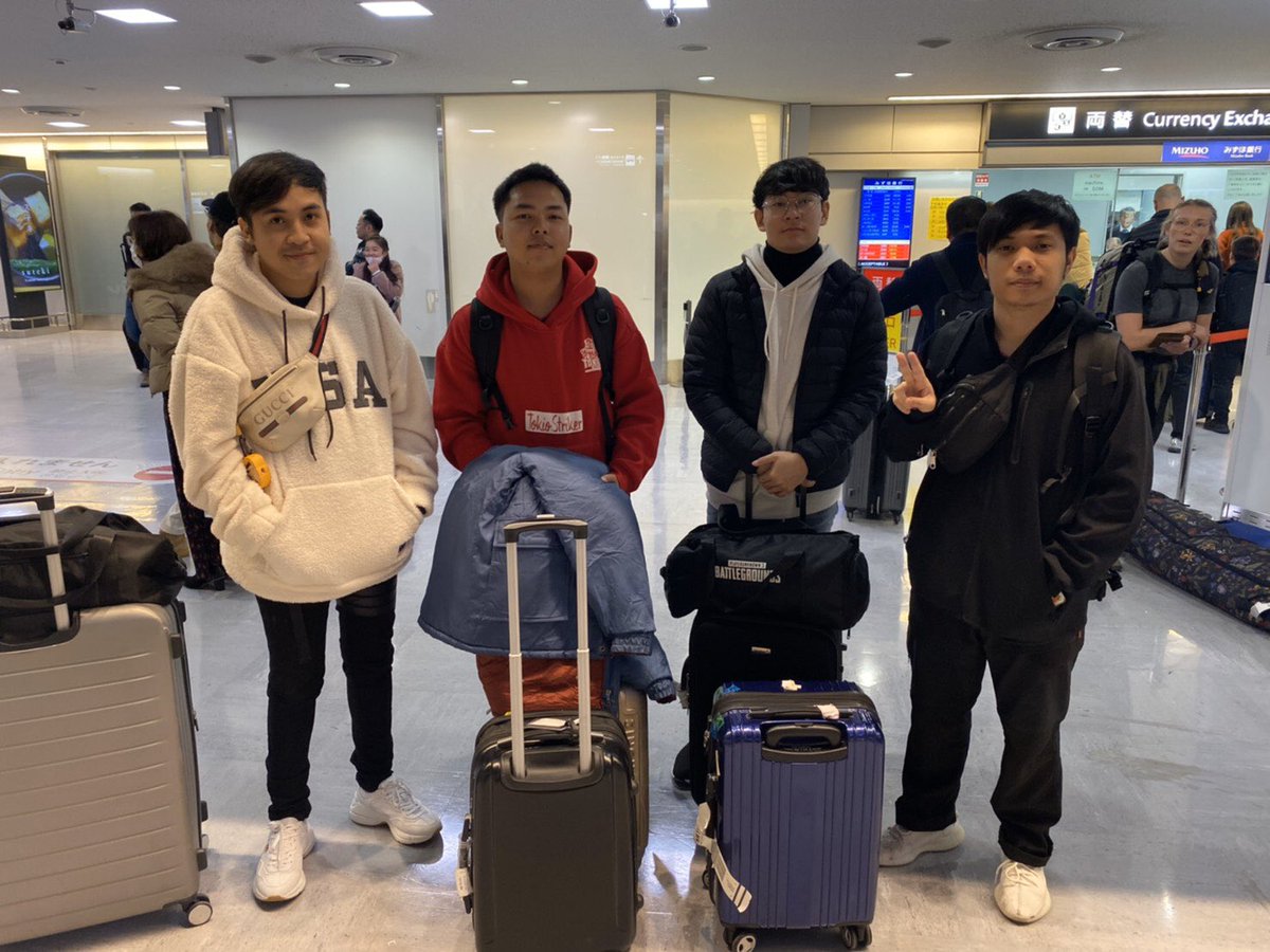 ag_armorygaming's tweet photo. 着きました!楽しみですね。🇯🇵🎌
Armory Gaming をよろしくお願いします!☺️
We have arrived safely in Japan! Yay!
#PWI2019 #AGFighting #青森WIN
.
#PUBG #RB88 #Landmark
#Zowie #LOGATHAILAND #Pingbooster https://t.co/ZLfJbYkgBn