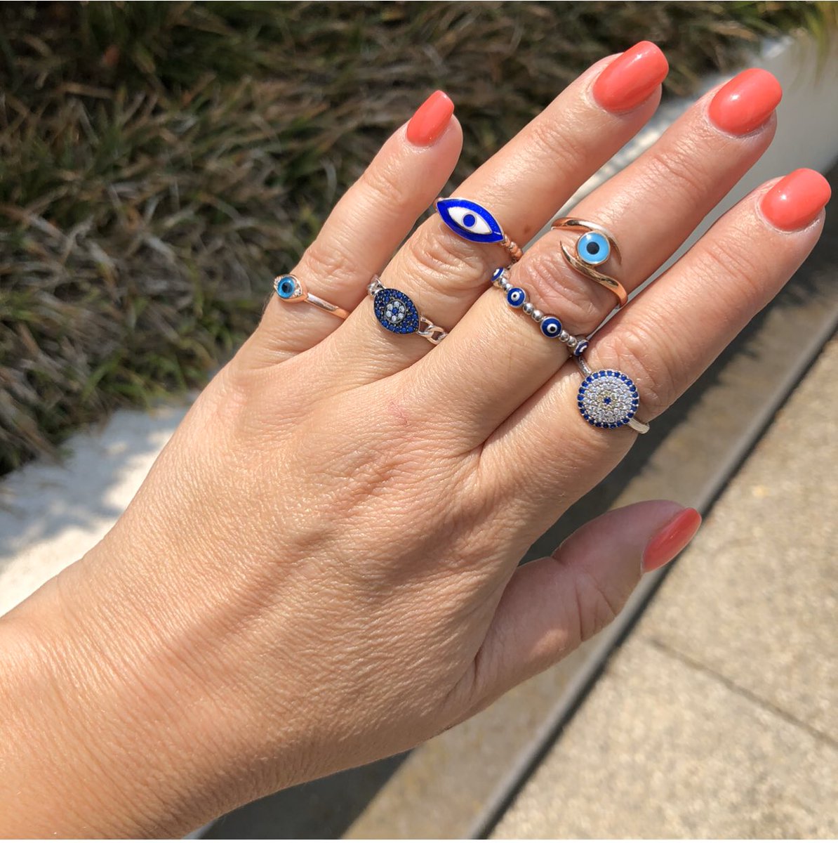 BlueMATI_'s tweet photo. https://t.co/GCBfdpwOll
🌸R I N G M O O D🌸
online now!
♥❃♥❃♥❃♥❃♥❃♥❃♥❃♥❃
#bluemati #jewelery #styleguide #ring #rings #melbournefashion #melbourneblogger #fashionblogger https://t.co/WfXf2mZJVO