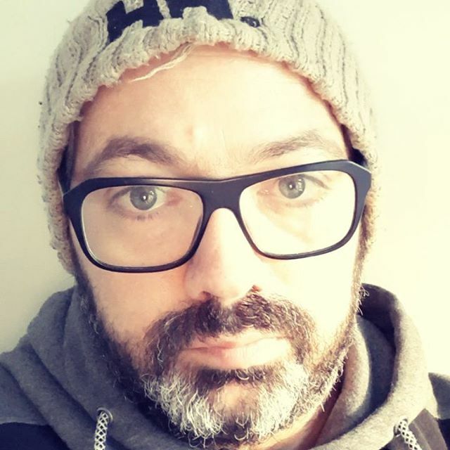 MusiqueSolo's tweet photo. J'ai la méga crève !!!!
#haïr #hiver https://t.co/jvYmOSXa7g https://t.co/kktfbqLUjT