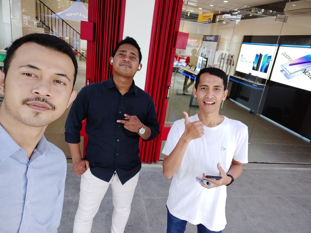 putra_quote's tweet photo. Kerja goblok !
Demen banget nyari #bokepterbaru https://t.co/RGo1hIu0C8