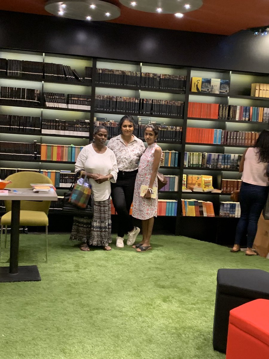 LittleHousePub1's tweet photo. Book signing happening now at @sarasavibooks at OneGalleFace https://t.co/P6Yt8yfTBN