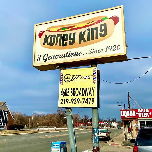 groggcreative's tweet photo. Koney King type. #koneyking  #chilidog #garyindiana #hotdog #1920 #typography #type #logo #food #chili https://t.co/G9Z5Ddk6zP https://t.co/neEwtvWpL3