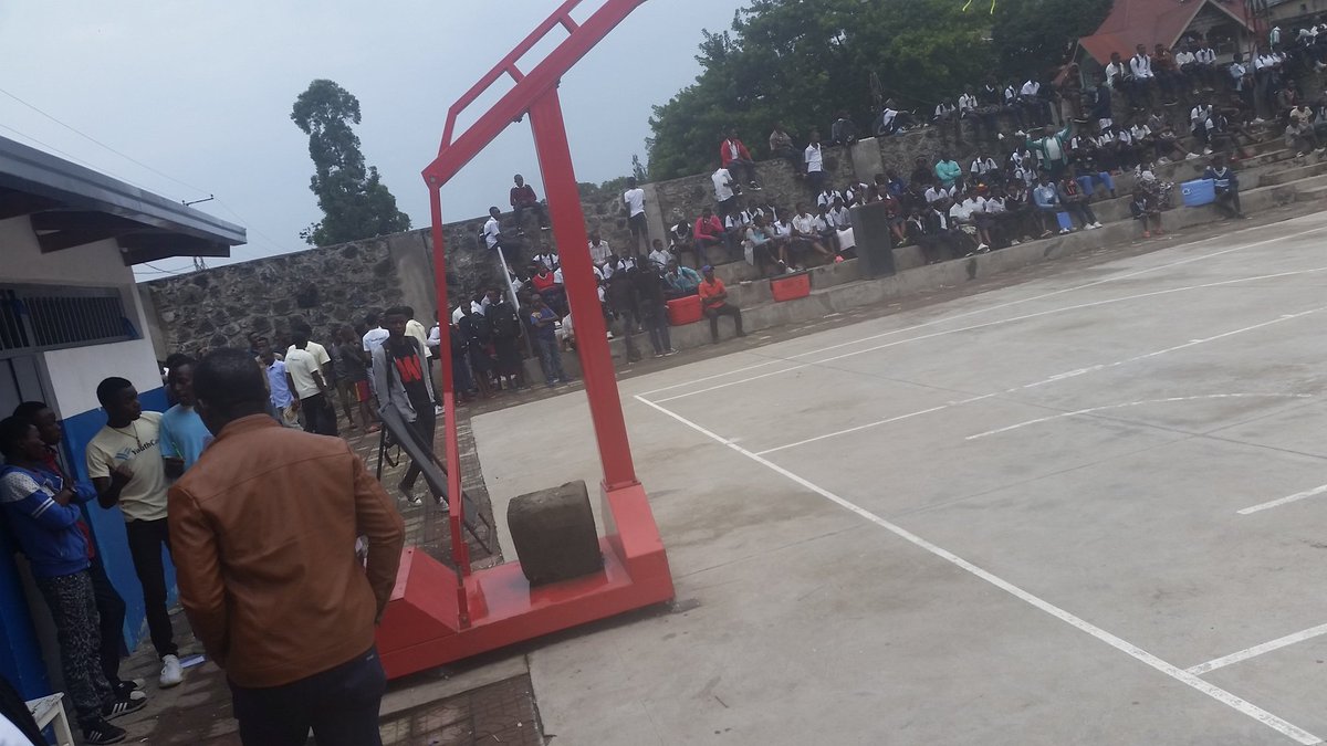 ProcyOngenya's tweet photo. #Goma: mobilisation de centaine des jeunes et des adolescents au 2 eme jours du camp de Noël une initiative de @YouthcareNk ... une campagne de sensibilisation couplée au dépistage volontaire. @UNICEFDRC @PnmlsR @Kokojoelle  #ALL_IN #Jeune https://t.co/bRbcQR2Nl1
