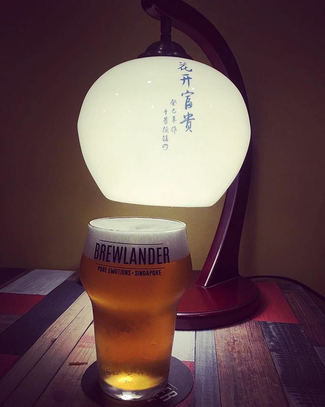 brewlander's tweet image. Live near Alexandra?? Check out this watering hole at Dawson Place with $10 per pint beer during happy hour till 8pm! Best part? It’s BREWLANDER BEER😉👌🏻 9SQ Coffee House &amp;amp; Bar
57 Dawson Rd, Dawson Place, #01, 11A, Singapore 142057

#drinkcraft #craft… ift.tt/2QoGKfO