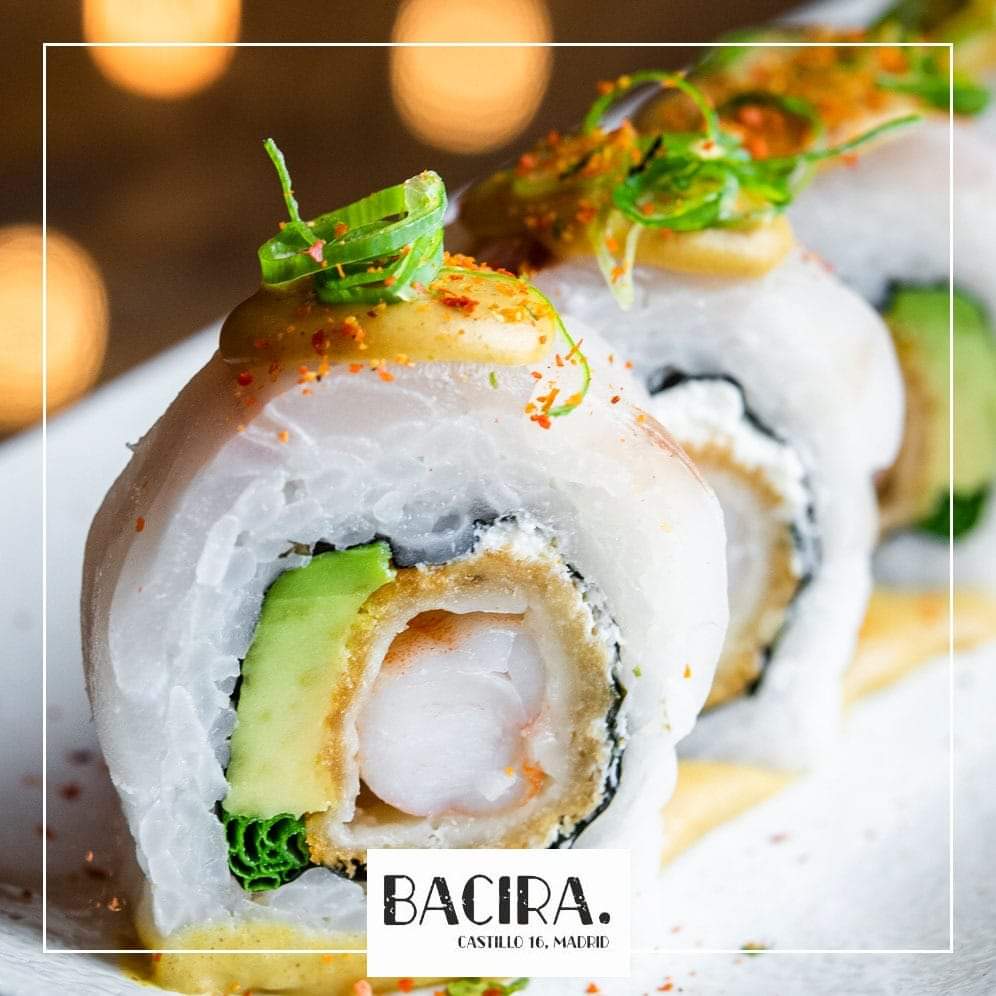 No te pierdas el Maki de lubina con aguacate y ebi tempura con curry Gold, una de las novedades de la carta perfectas para disfrutar este finde en Bacira. ¡Te esperamos hoy y mañana para comer!  #abiertoeldomingo #findeenbacira
