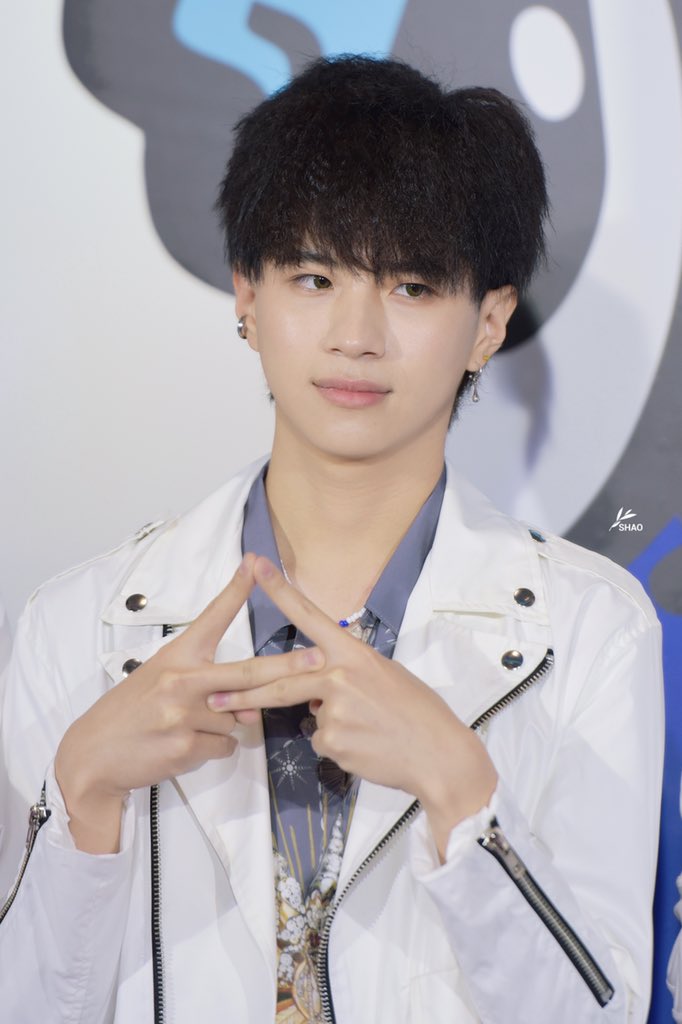 SHAOatAM's tweet photo. 锡纸烫😆我差点没认出来hhh😂

#GalaxyAxTEMPT
#คนของแปลน https://t.co/it5ESLyrHS