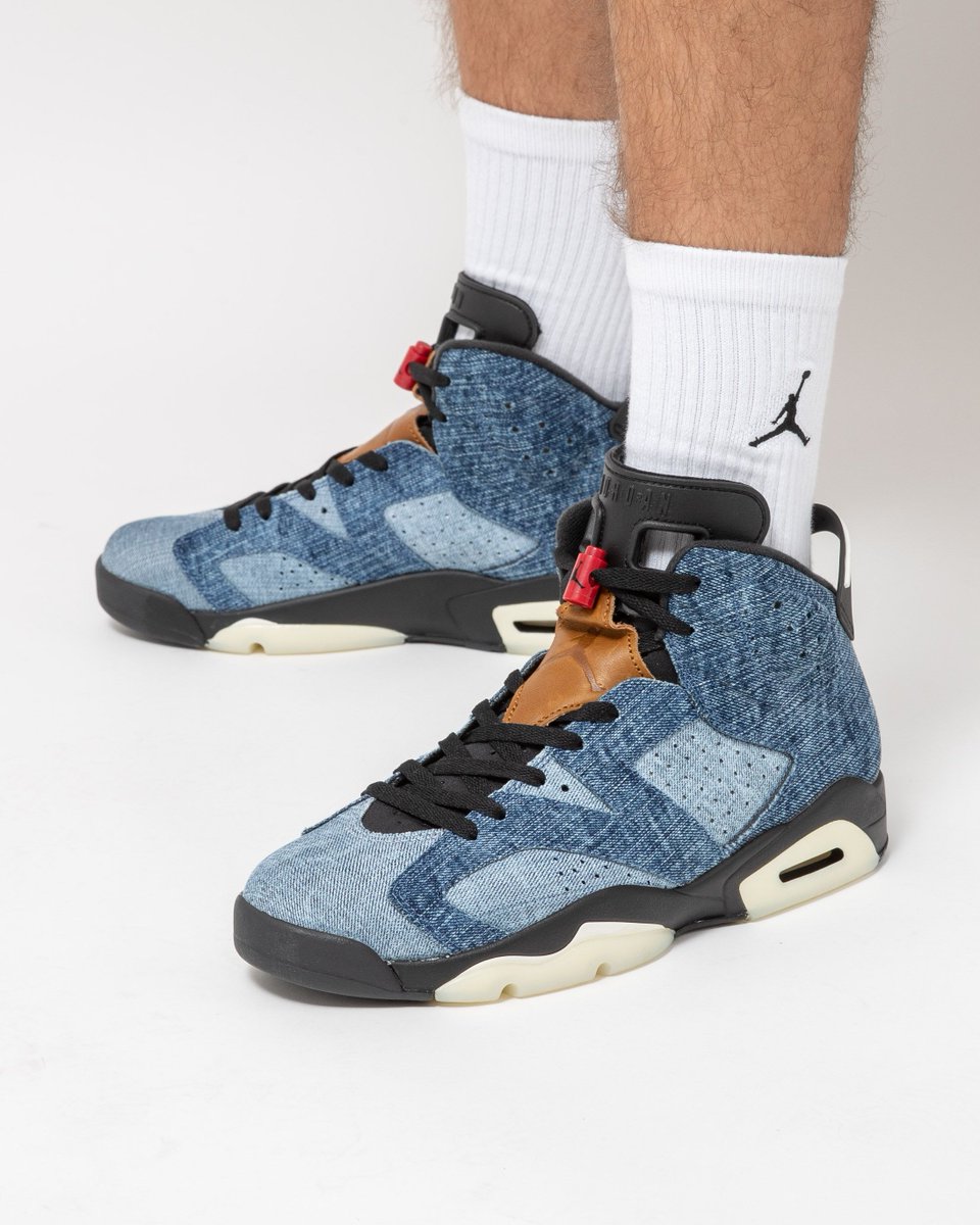 air jordan 6 washed denim on feet