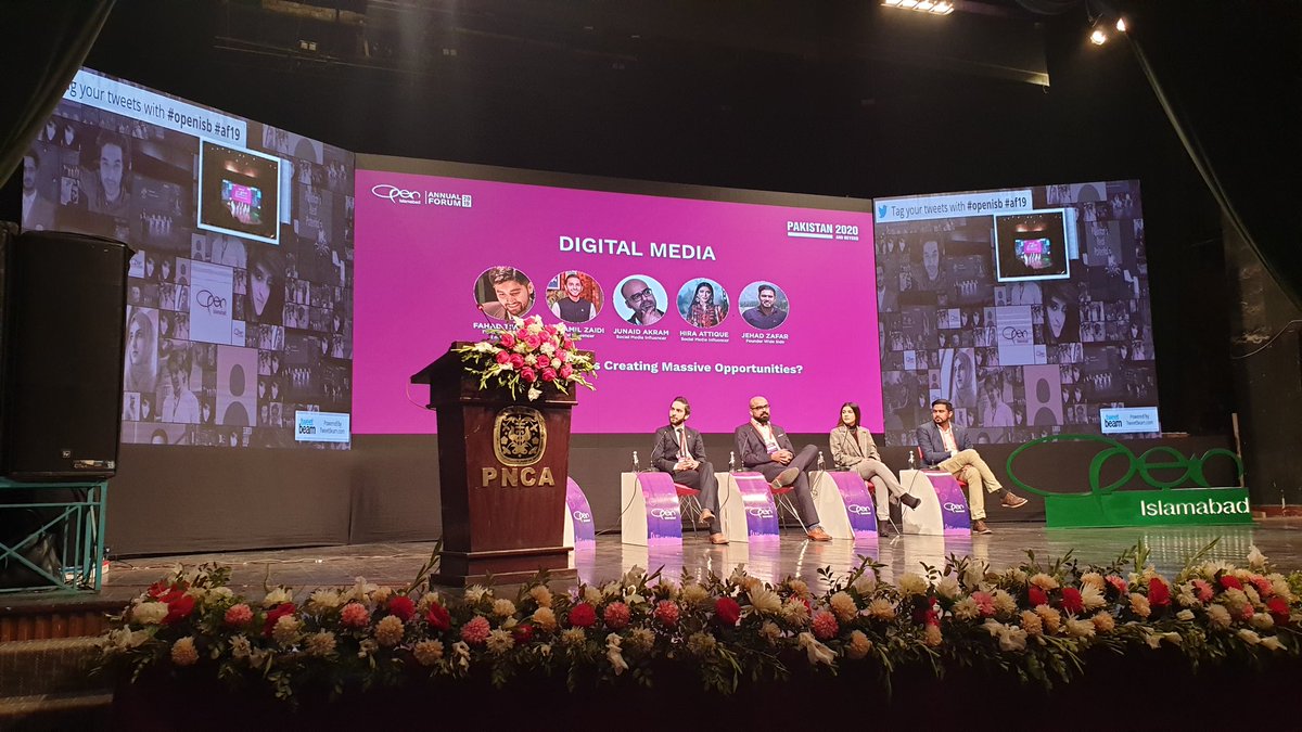 ahmedszaidi's tweet photo. According to @hoflolz the Pakistani digital media audience is maturing from entertainment towards infotainment. We just needed time. Something to remember as a content creator in 2020.
#openisb #af19 #Pakistan2020 https://t.co/GpWftRGZnJ