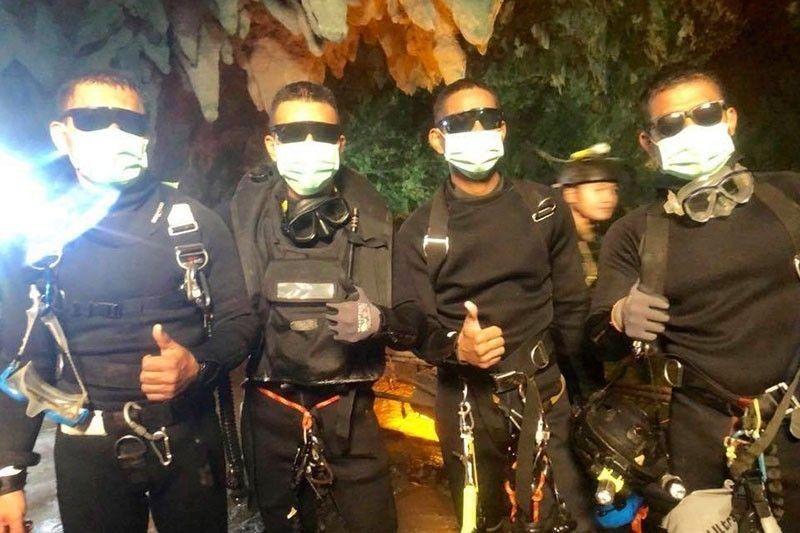 ゴゴ通信 V Twitter タイの洞窟遭難事故で少年らを救出活動した男性 感染症で死亡 T Co Cwxxs2jd5b ゴゴ通信 タイ 洞窟 遭難事故 殉職 チェンライ タムルアン洞窟 サッカーチーム ダイバー 海軍