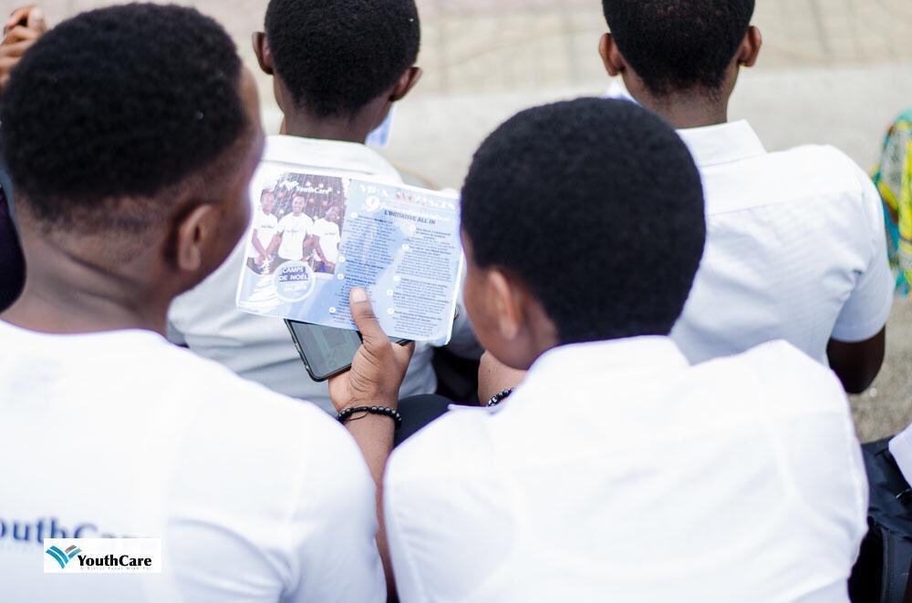 YouthcareNk's tweet photo. Se protéger du #VIH #SIDA c’est protéger les autres. Ça ne passera pas par moi. Nous jeunes et adolescents devons informer les autres #AllInAdolescents @UNICEFDRC @PNMLS_RDC https://t.co/zibC9iyc6A