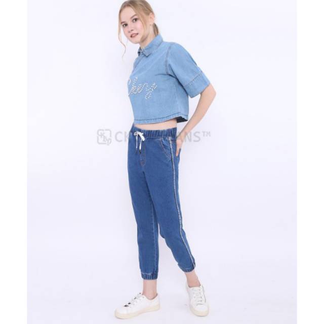 anggi77327375's tweet photo. Saya menjual JOGGER LIST ... seharga Rp235.999. Dapatkan produk ini hanya di Shopee! https://t.co/49RjEVreVu #ShopeeID https://t.co/kS9o3GuZUN