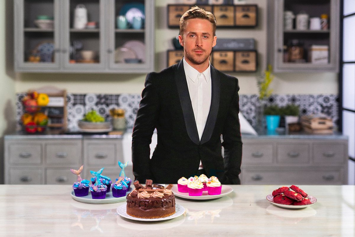 Scopeproduccion's tweet photo. ¡Vaya! Mirad quién se ha animado a participar en las próximas recetas de @alma_cupcakes . ¿Nos hará una tarta land? 🤔 #RyanGosling #ContentCooks #YesWeCook #DíadelosInocentes #FelizDiadelosInocentes https://t.co/HE1wHhvmVZ