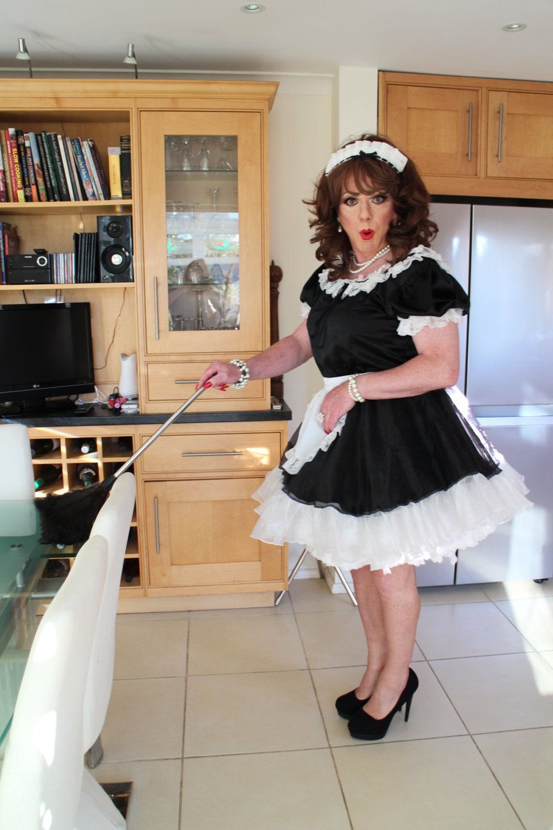 SindySilky's tweet photo. #Maid #forhire...6 https://t.co/SGHiR366WT