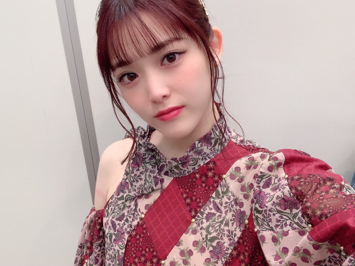 Ito 松村沙友理の新ヘアカラー赤紫にしたの 例年赤系の紅白衣装に合わせてチョイスしたのだとしたら天才過ぎる