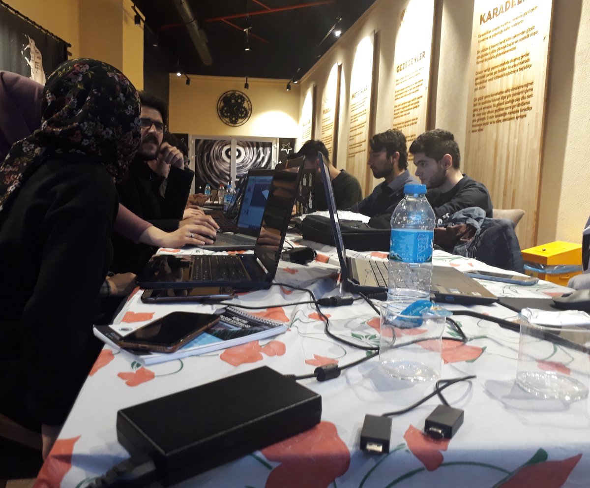 Unity CodeLab etkinliği devam ediyor. 💻 #CodeLab #Unity