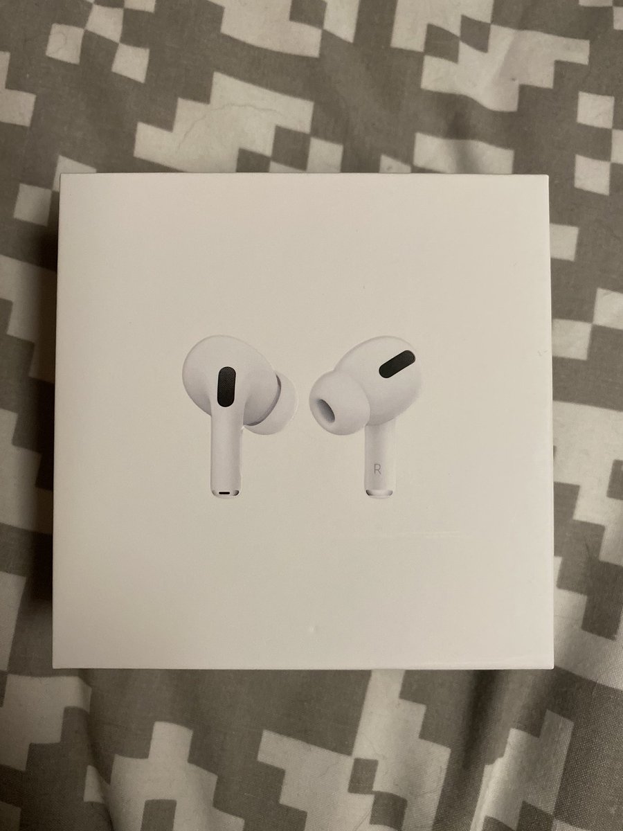 iamco0per_'s tweet photo. 🍎👂🏻 https://t.co/2ieQzUZrIo