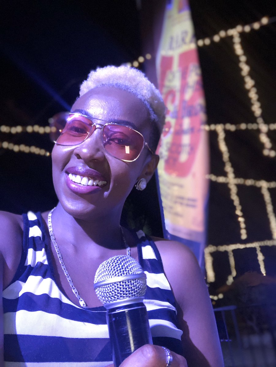 MwalimuRachel's tweet photo. #StartAParty with J&amp;B and remember to hydrate! I’m MCeeing a party at the same hotel I’m in😆so cool! @ReefHotel https://t.co/z2nI2kDRbl