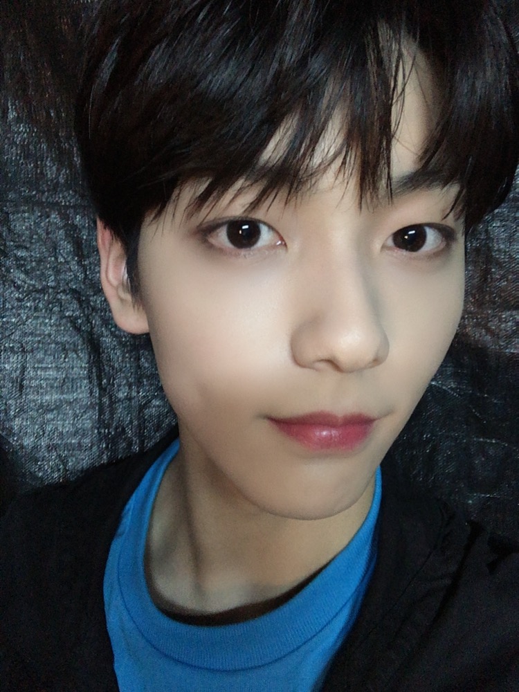 SoobinPics_'s tweet photo. i really need that necklace. it's so gorgeous but not as gorgeous as Binnie. :)
.
#Soobin #수빈 @TXT_members https://t.co/YCGxesBtkS
