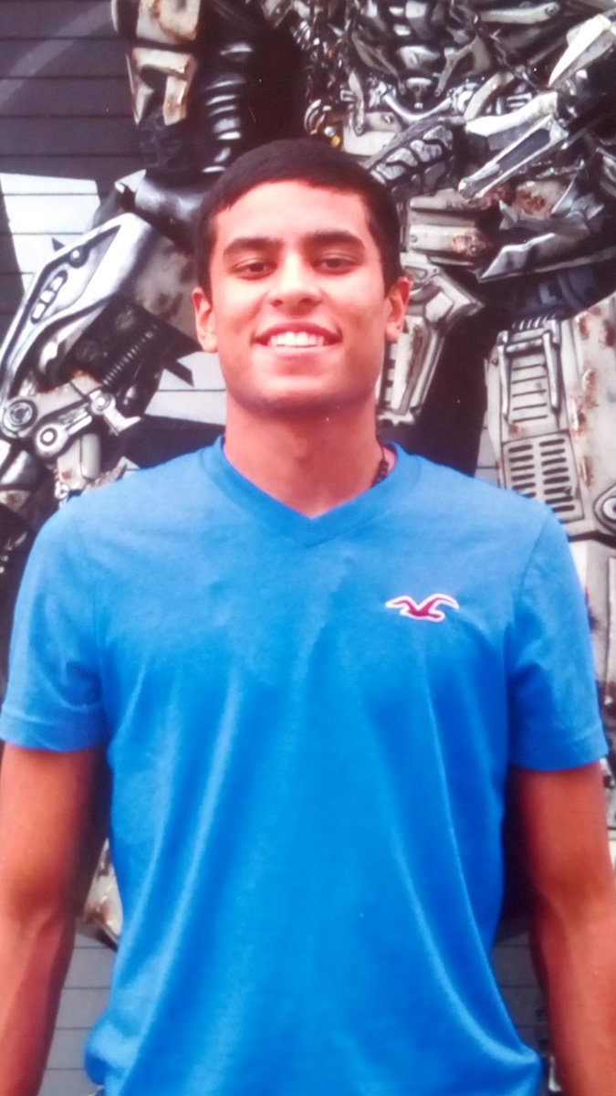 elloverah's tweet photo. #28Dic, hoy nuestro amado hijo #JuanPabloPernalete, estuviese cumpliendo 23años, asesinado por las fuerzas represoras del Estado, disparándole una bomba lacrimógena directo al corazón, por pensar diferente, por manifestar, por querer un mejor futuro en Venezuela,aún sin Justicia. https://t.co/pUI2eXJFRZ
