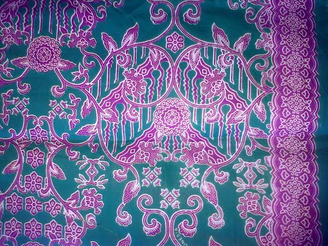 Griyajawi's tweet photo. Diberlakukan memakai Seragam Batik Haji sebagai tanda identitas untuk Jamaah haji Indonesia,Ini dia infonya https://t.co/c4giXQZ82C https://t.co/imAexz68tu
