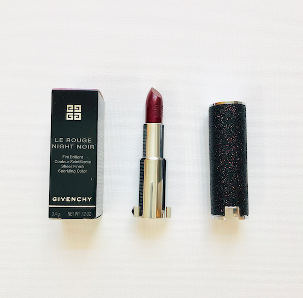 I'm giving away this incredible Givenchy Le Rouge Night Noir lipstick in "Night In Red". It's a sheer formula with sparkling colour. To enter, RT &amp; follow <a href="/davelackie/">dave lackie</a>