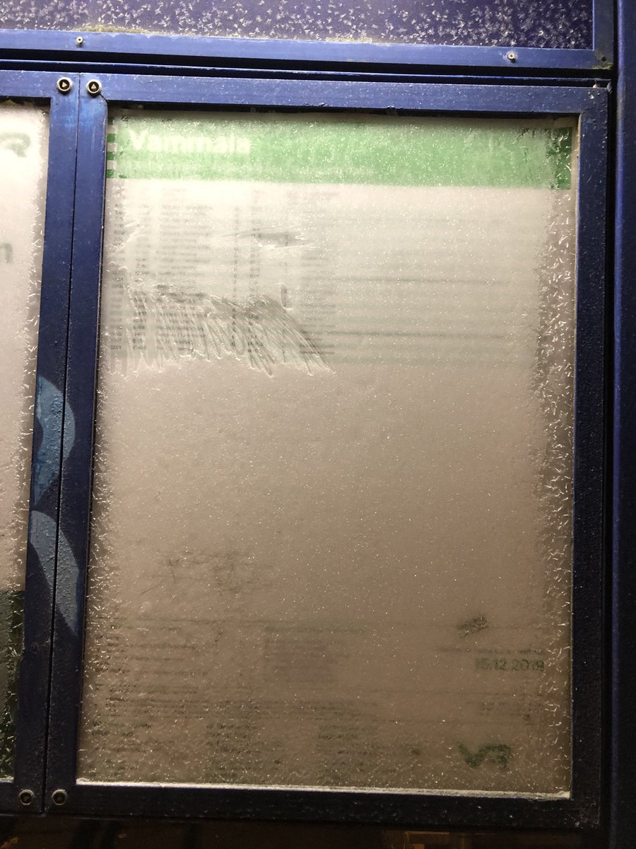 Jos ei tietäis kummalta laiturilta lähtee, vois olla vaikea päätellä. Mutta että suora yhteys Hkiin 🥰 ⁦👍 ⁦<a href="/VRmatkalla/">VR Matkalla</a>⁩ ⁦<a href="/HannukainenJuho/">Juho Hannukainen</a>⁩