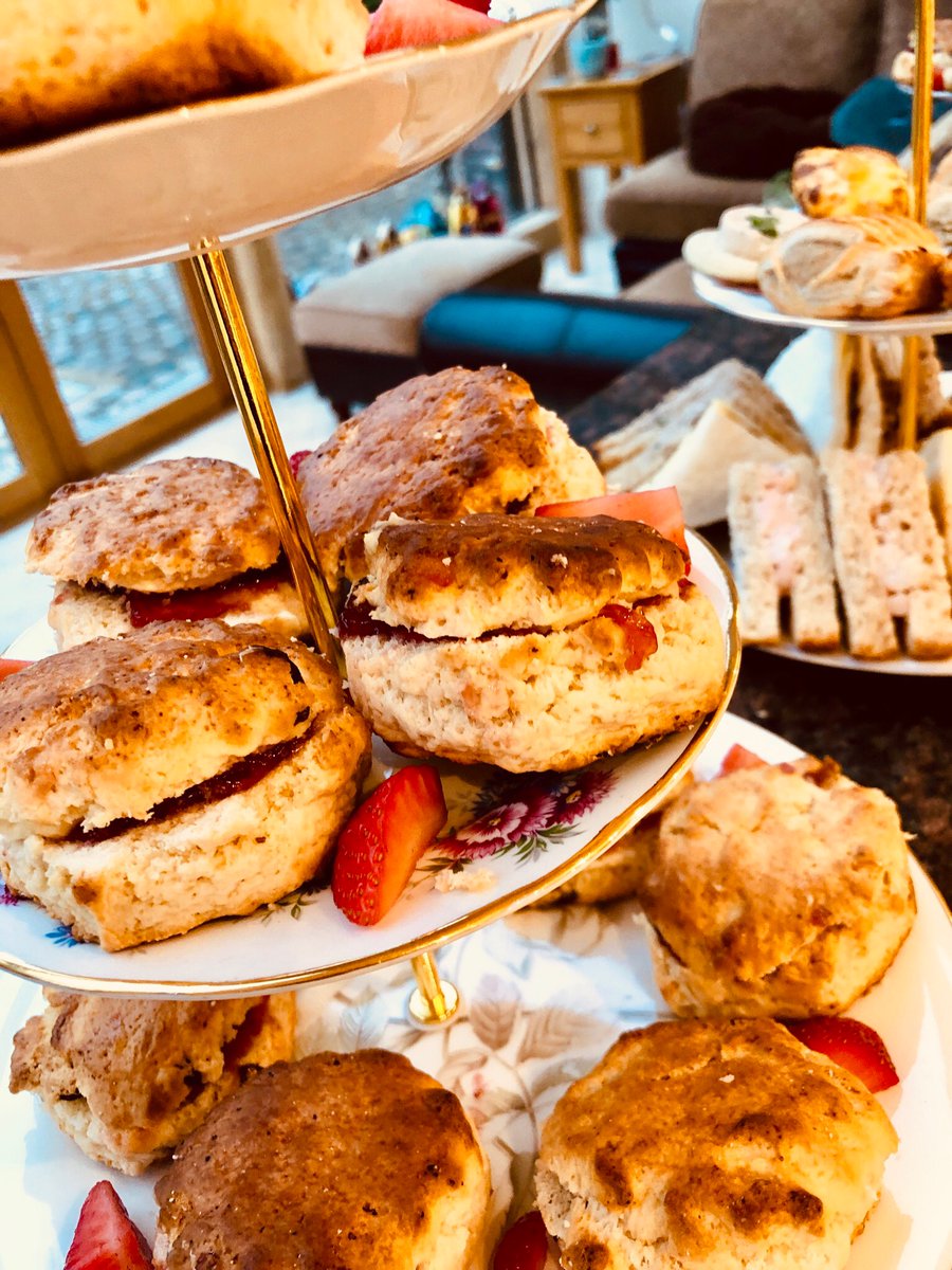 DSqdcatering's tweet photo. Wedding Afternoon T 27th December 2019 #festive #wedding #AfternoonTea ❤️ https://t.co/LVMzMa9pMt