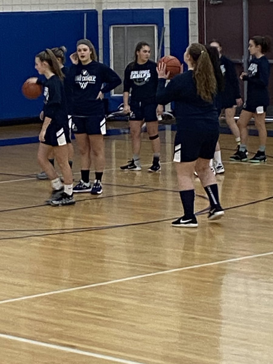 MaryFinlay89's tweet photo. Congratulations Burke JV for your OT win against Goshen 40-37.  Go Eagles! https://t.co/mdDGS5G5ca