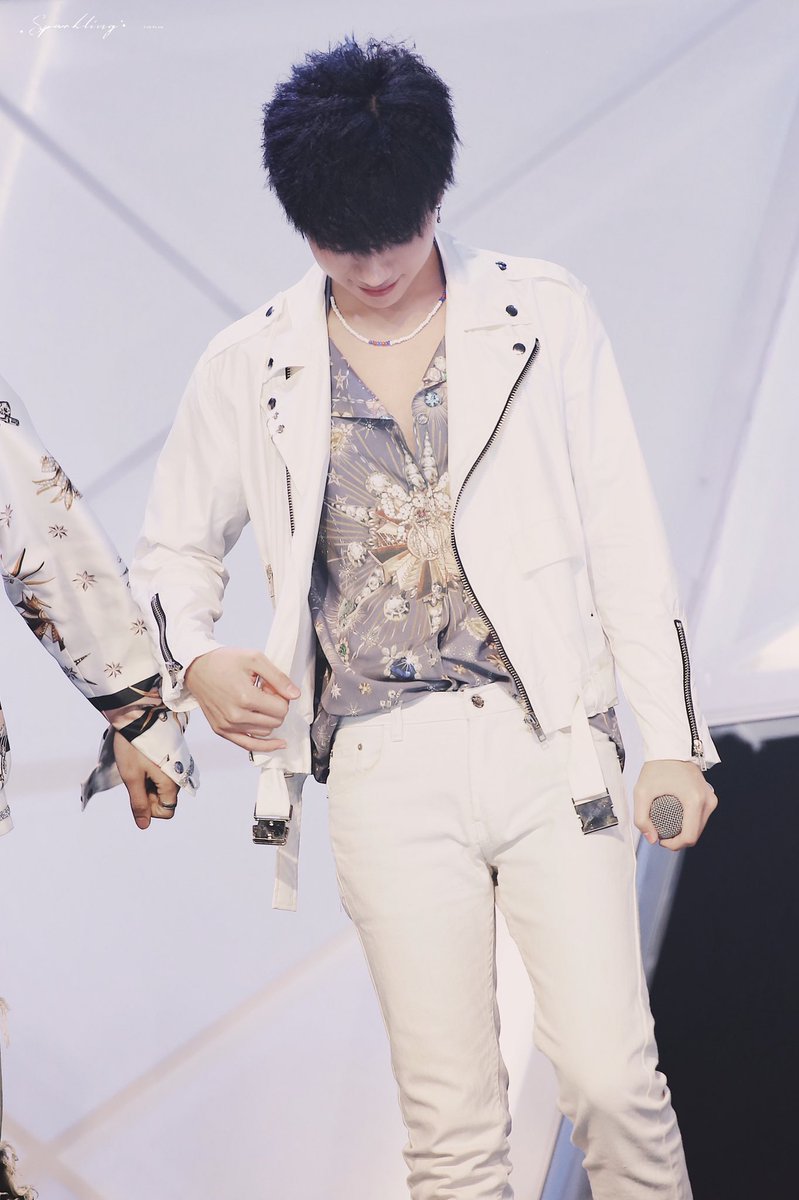 SparklingPlan's tweet photo. 「191228」Galaxy A Fan Fest

“对你何止 这一句喜欢”

@bplannnnn 
#คนของแปลน
#PlanRathavit
#TEMPT
 #GalaxyAxTEMPT https://t.co/yrddr1zURA