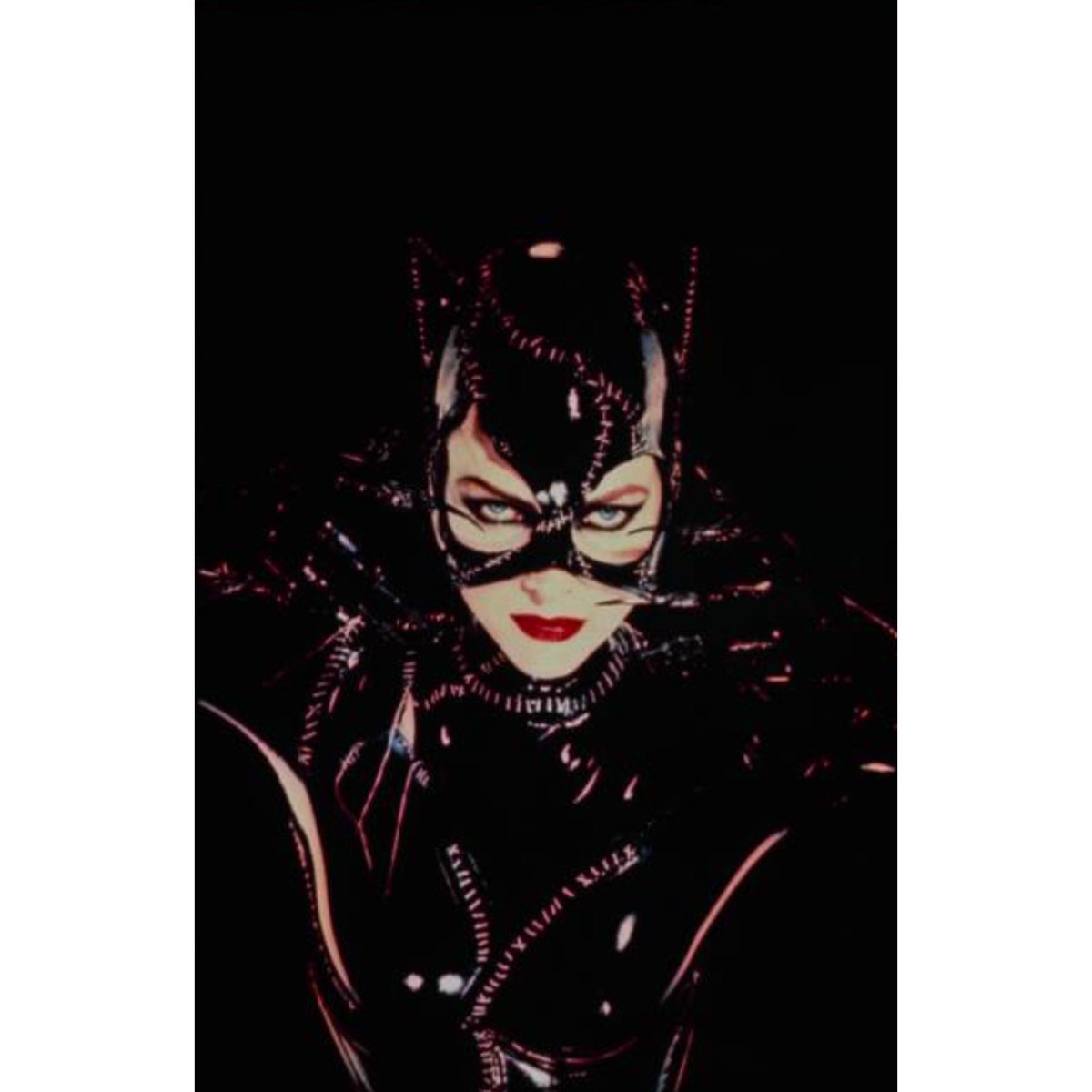 PfabPfeiffer's tweet photo. HAPPY CATURDAY 🐾🐾
#MichellePfeiffer #Meow #GOAT #Caturday #SaturdayVibes #Pfierce https://t.co/ZKOK26TUed