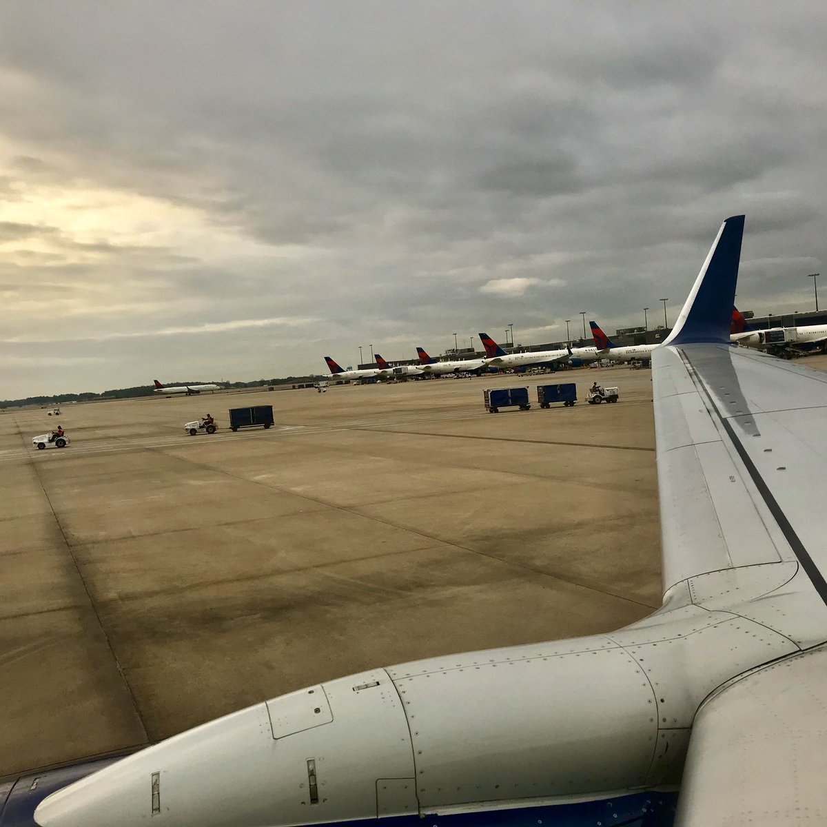 mandyburnette's tweet photo. Thanks for the lift @Delta! @ATLairport https://t.co/rXroxPS1S7