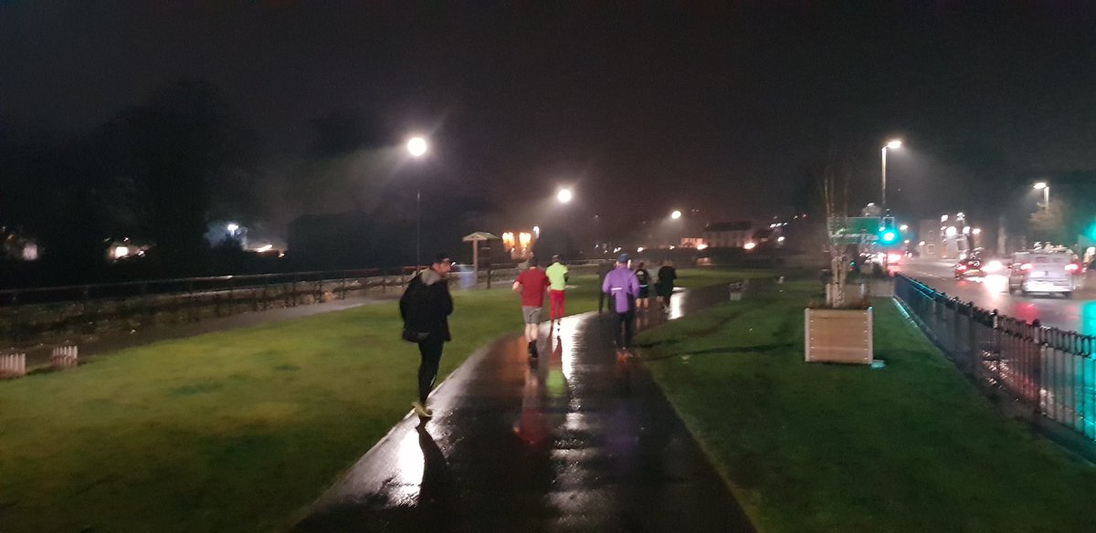 Love running along the path on New Road in Kendal. @joggingpals leading the Mikeller beer run from <a href="/Newunionkendal/">The New Union Kendal</a>. Next one is Jan 4th - will it be <a href="/HawksheadBrewer/">Hawkshead Brewery</a> on offer afterwards...