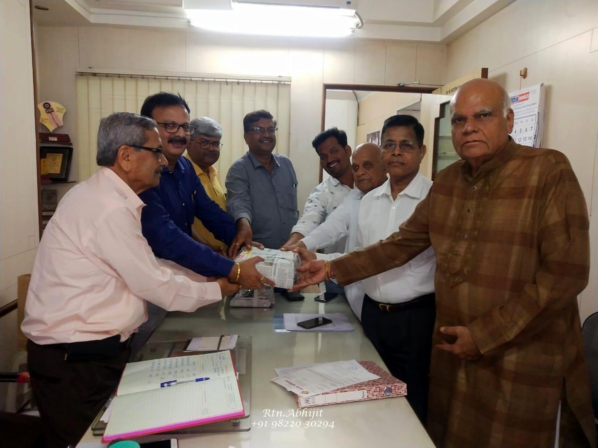 RCPoonaMidtown's tweet photo. Today we handed over Computer &amp; books to "Maharshi Walmiki Vidyavardhini" school. resident Sachin. PP Mahindrabhai. IPP Rajesh VP Parag &amp; Rtn. Sanjay, were present to grace the occasion. Thank you Gentlemen, Thnx to Sameer Tilak for generous donation and AG Rajkumar for your help https://t.co/30ZqHq84OP