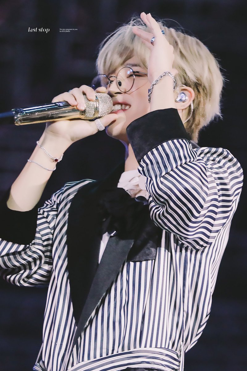 laststop_jimin's tweet photo. My most precious. 
#지민 #JIMIN 
#방탄소년단 #BTS⁠ ⁠⁠ ⁠
@BTS_twt https://t.co/QL2ChcZOHd