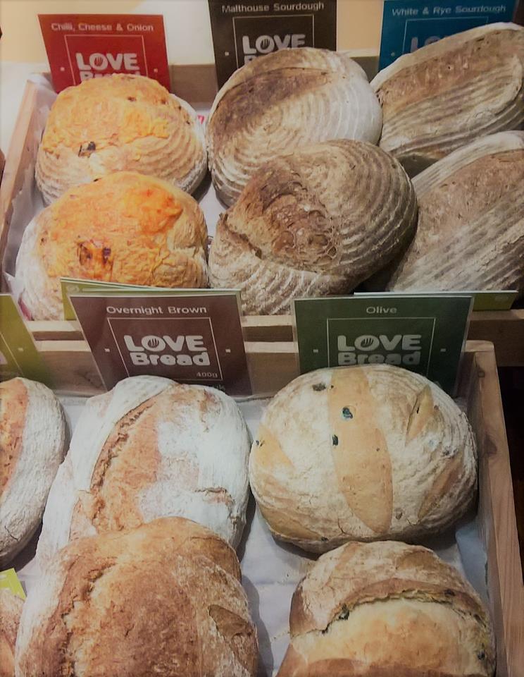 Lovebread hope you’ve had a great Christmas! 🎄🎄
This is a quick reminder that early in the New Year we have some brilliant workshops. Join us in our informal and relaxed workshop, just check us out. facebook.com/LoveBreadCIC/
or lovebread.org.uk