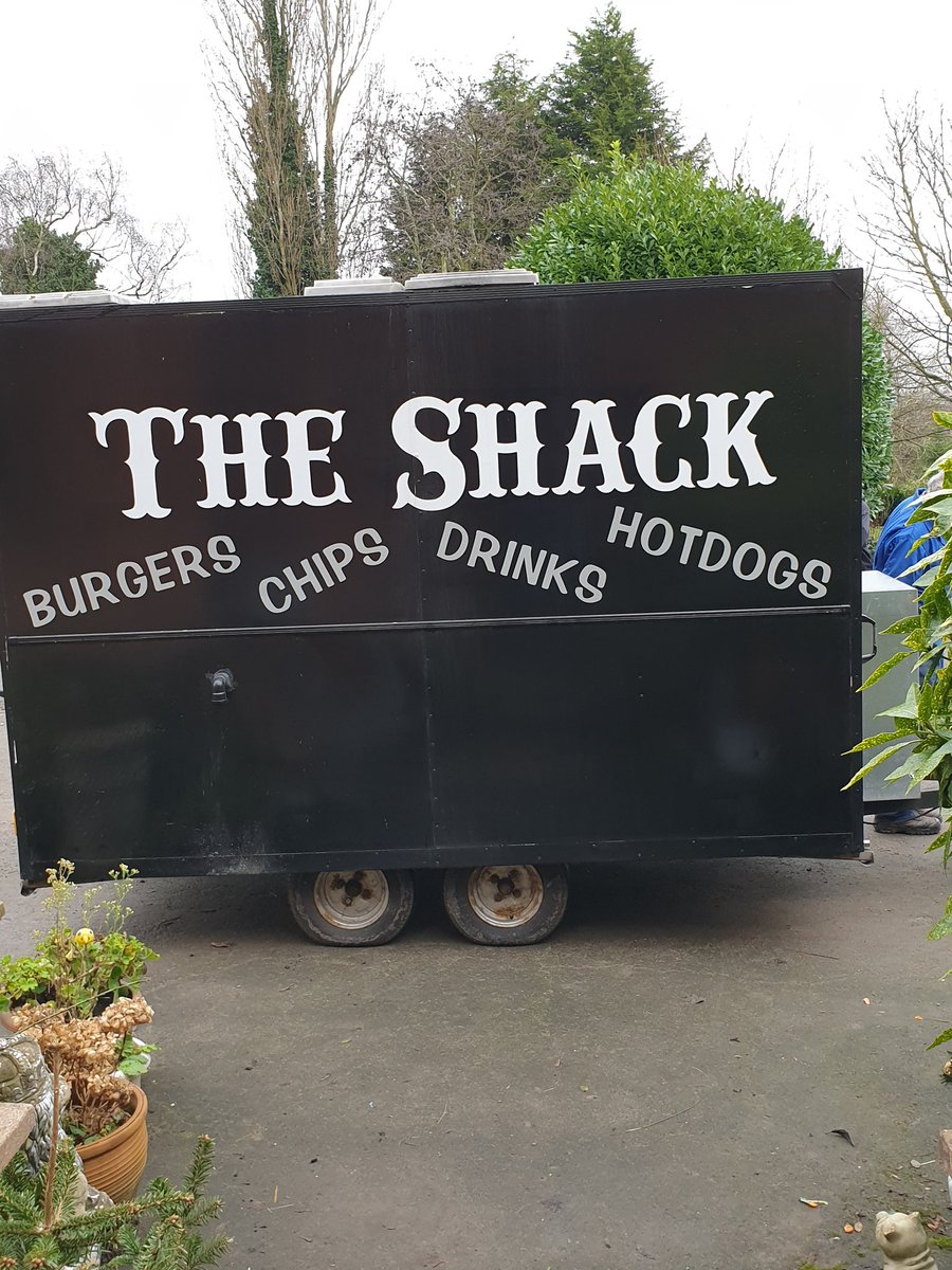 EileenDucksbury's tweet photo. Now this is what you need on your doorstep. #nosprouts
Vintage tractor road run here tomorrow! Visitors welcome. 🙂
In aid of  @BluebellWoodCH  an unbelievable place. 💕💕 https://t.co/wa6E6lTxzK
