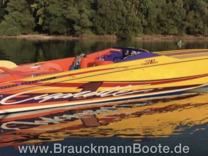 Verkaufshafen's tweet photo. Heute hauen wir noch ein richtiges #Powerboat raus. Die #Cigarette 38 Top Gun mit 2x HWP 500 (MERC. 8,2l) Motoren, 2x Bravo One, (statt TRS),
4 Blatt Props Bravo One liegt derzeit in Speyer/Rhein und kann auch dort besichtigt werden. https://t.co/WaRWAir9uW #brauckmannboote https://t.co/rWCYkO2GwB