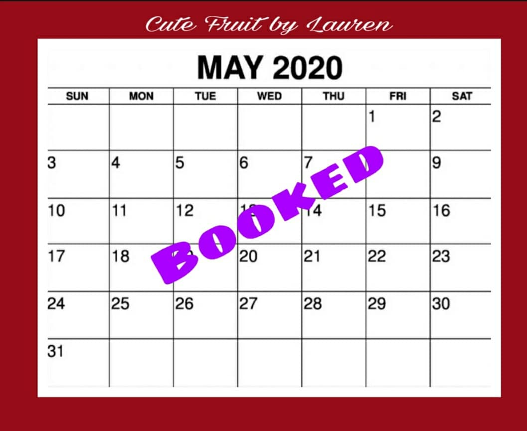 JANUARY & MAY - BOOKED!!😍
🍍
🍓
🍊
#cutefruitbylauren #fruit #bookearly #healthy #cleaneats #custom #food #beautiful  #specialoccassions #wellness #healthyfood #unique #healthyliving #conversationpiece #booked #parties #fruitsicles #January #May