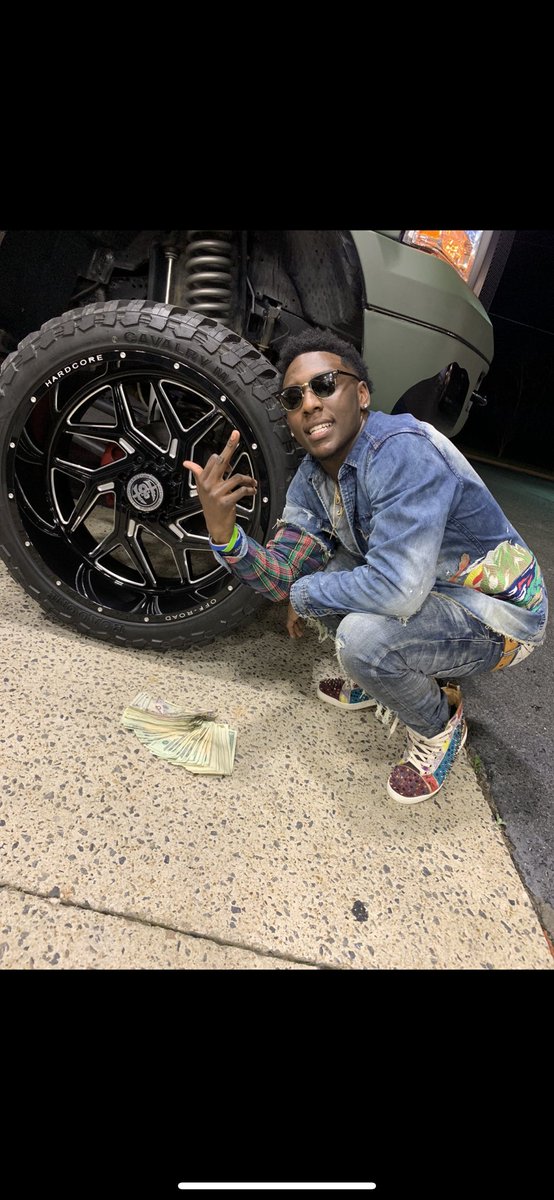 djthakvng's tweet image. Boss nigga self made young nigga, Big figures I’m trying to have 10 figures‼️🤩
 #TwoPoint0 🥳