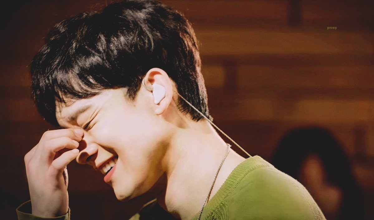 snssyt's tweet photo. ทุกๆปี ก็หวังแค่ให้คุณเป็นคนที่มีความสุขอยู่เสมอ ❤️ไม่คิดว่าจะนานขนาดนี้เหมือนกัน เพราะทุกๆวันการฟังเพลง หรือการได้มองเห็นอยู่ตลอดเวลากลายเป็นความเคยชินไปแล้ว... จงแดย่า ขอบคุณที่คอยทำงานหนักเสมอนะ #8YearsWithCHEN https://t.co/xklTFhnnrs