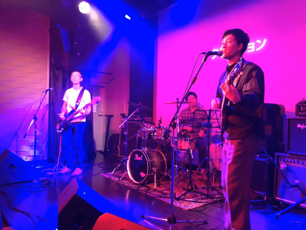 CLIFFJOHN13's tweet photo. 本日のライブ、ありがとうございました。
お昼にやるのはいいもんですね。 https://t.co/qVubG7iyGk