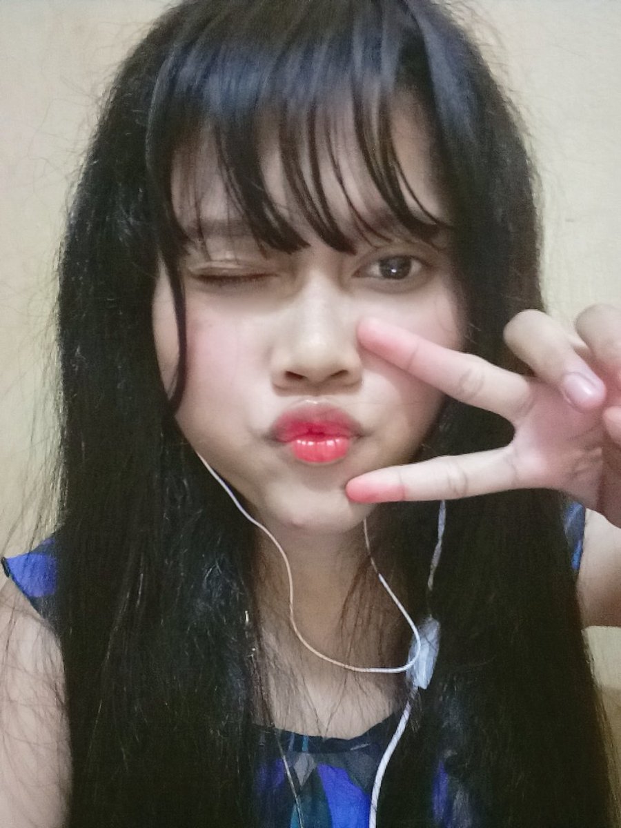 ilah_comell's tweet photo. 😜😜😜😜 https://t.co/aOwmyqbe0z