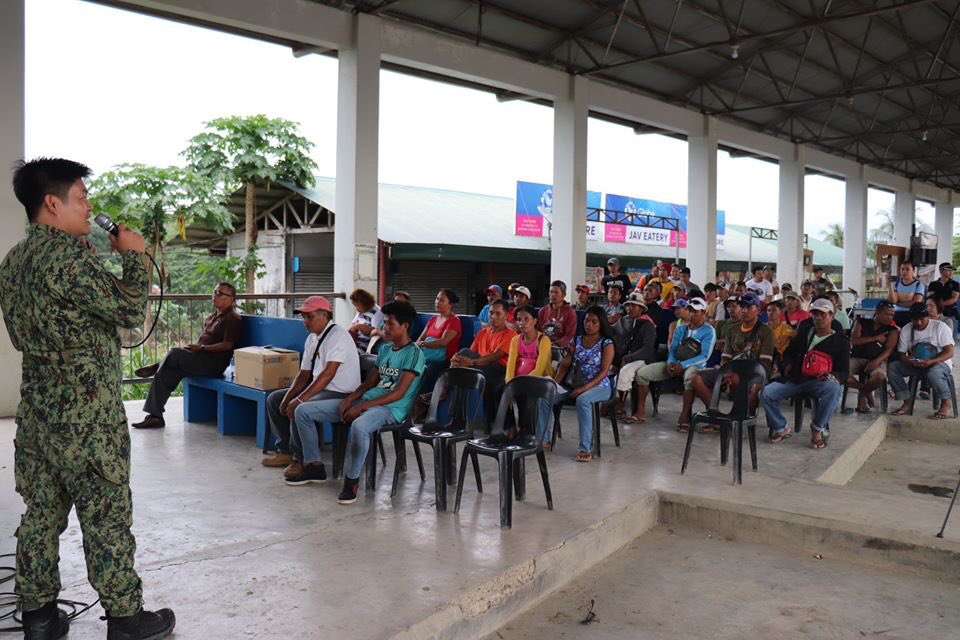 arakanPNP's tweet photo. Personnel of Arakan Municipal Police Station headed by PCPT GASPAR E MAGUIWE conducted Counter Terrorist Group`s Indignation Rally at Public Terminal, Barangay Poblacion, Arakan, Cotabato. 

#NPAsalotsaLIPUNAN https://t.co/SWVSU9Xv9n