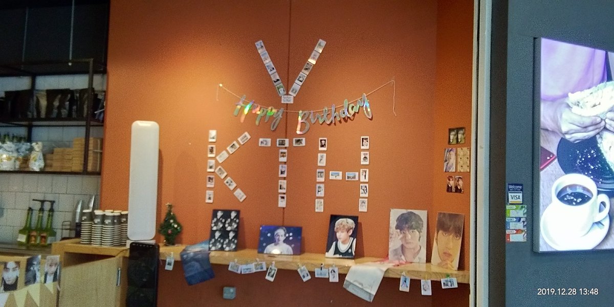 Bangteez94Adda's tweet photo. Thanks to the organizer for lend me participate your event..
#justforyouhappybirthdaytaehyung -Quartet Cafe
#WinterNightinKL -The Loaf
#Aphrodite_Series -Chizu & Honzu
#vantefluent -The Alley https://t.co/ya6yfkzrqF