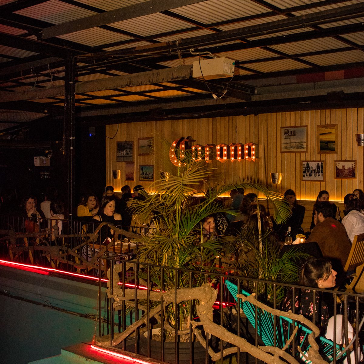Si vamos a despedir al 2019 y hagámoslo con clase, comiendo y bebiendo rico y escuchando buena música en el bar más alucinante de la ciudad. Así lo haremos en Sheldon.

#Palermo #drinks #beer #cocteleriadeautor #food #nightlife #DJ #cocktail #free #entradagratuita #HappyHour