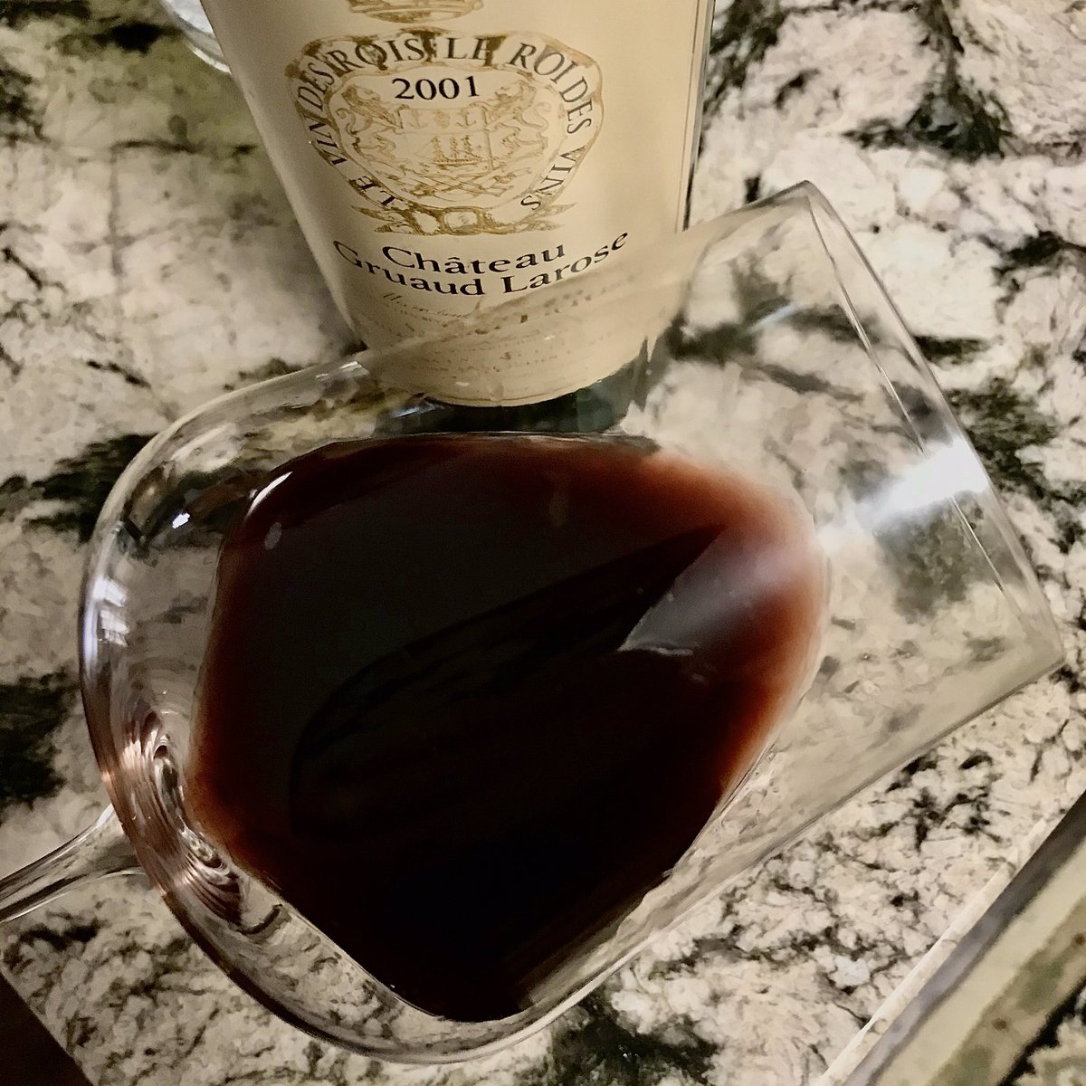 SideHustleWino's tweet photo. I’m a little late posting my #Christmas wine. Had planned on opening both of these but only got to the #2001! Drinking wine this amount of age is always special to me. Should’ve used a Butler’s opener for this! 🤦🏼♀️ #Bordeaux #leftbank #saintjulien #secondgrowth #chateaugruard https://t.co/6OWd6QvWoE