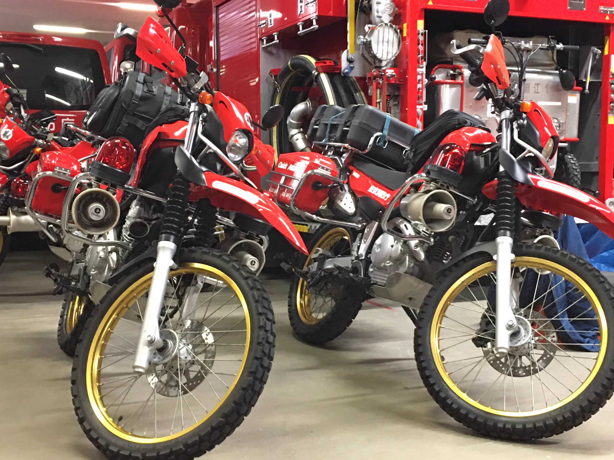 消防署用のバイクを初めてみた！！興奮してたら許可をくれて撮影OKを頂きました！
