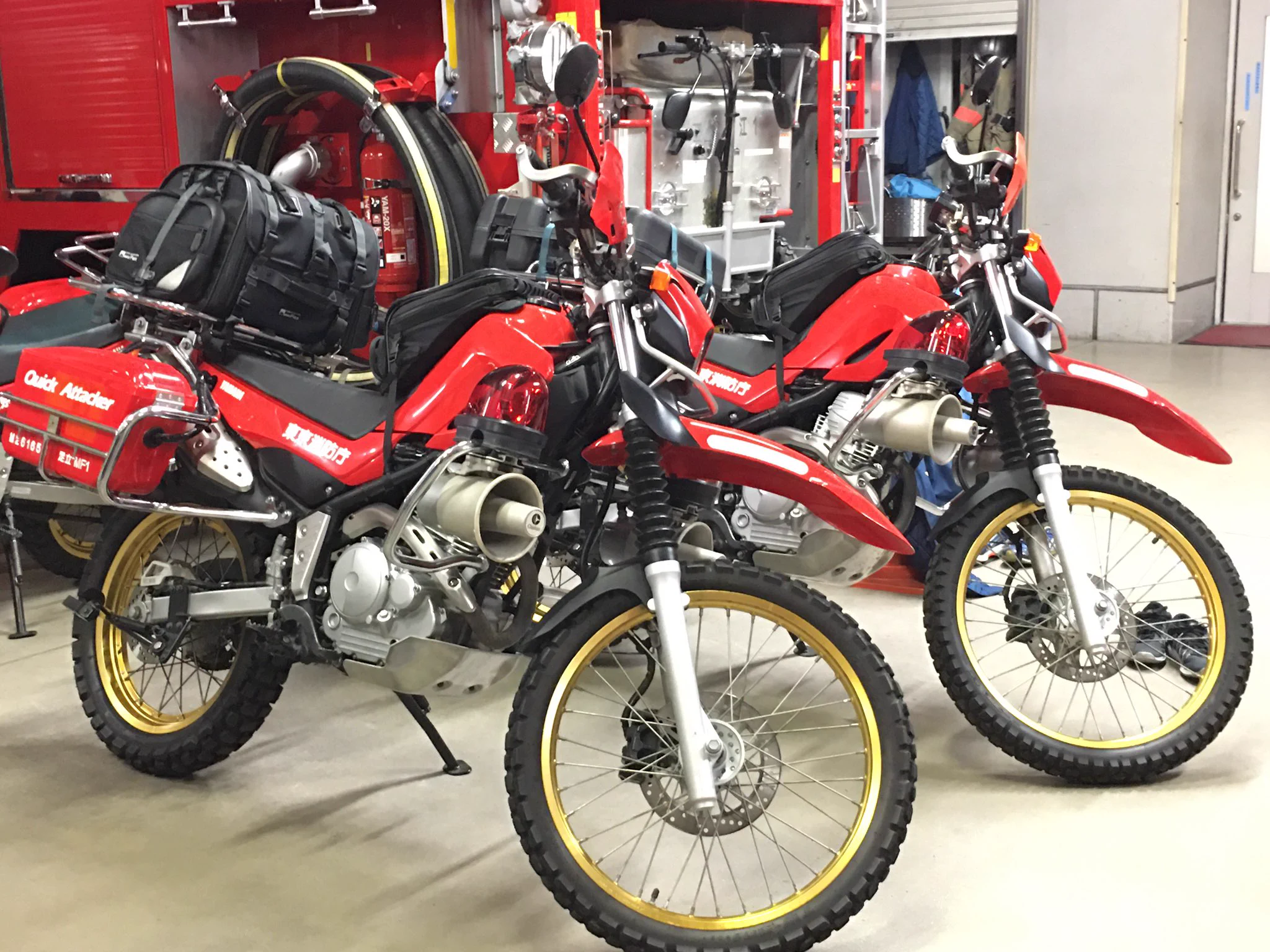 消防署用のバイクを初めてみた！！興奮してたら許可をくれて撮影OKを頂きました！