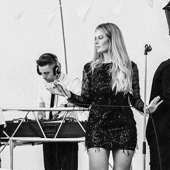 TheFunKitchen's tweet image. We have the amazing Samantha singing live this evening &amp;amp; 2 for £12 cocktails 😎💥💯 THE PARTY IS AT AMBER #Chester #Cheshire #AMBER